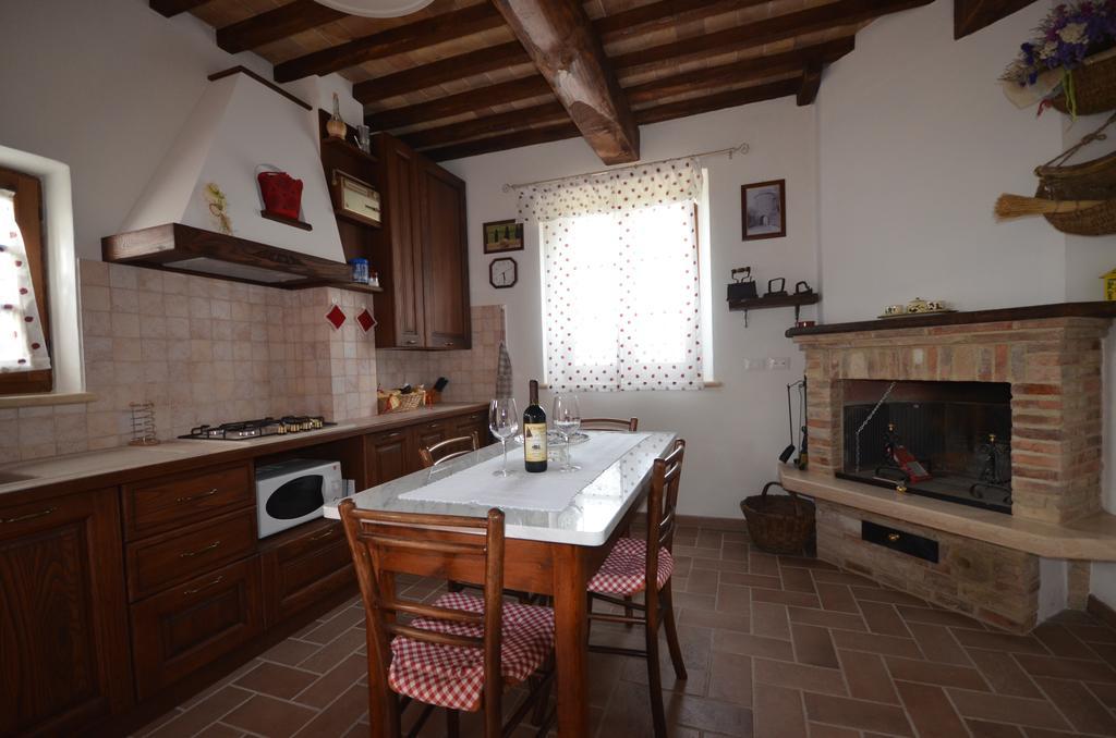 Antico Podere La Martinella Apartment San Quirico d'Orcia Room photo